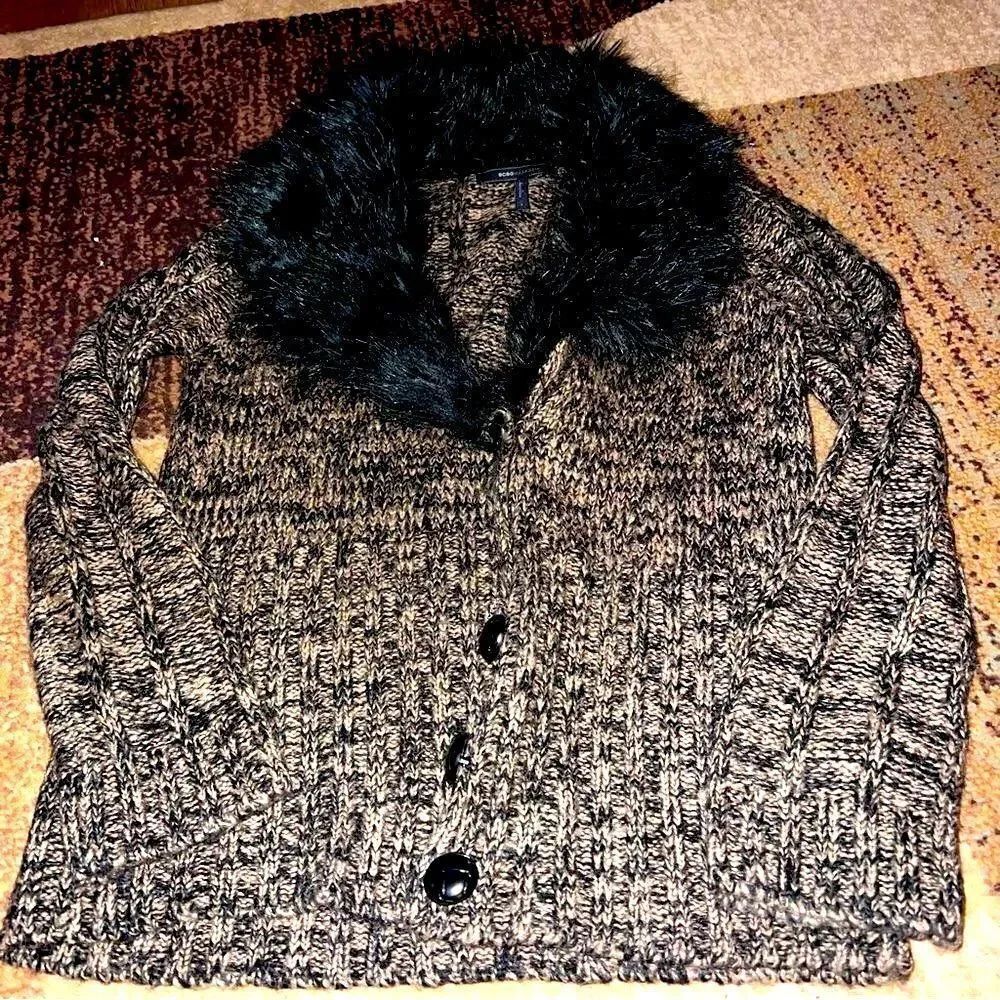 BCBG maxazria sweater size L